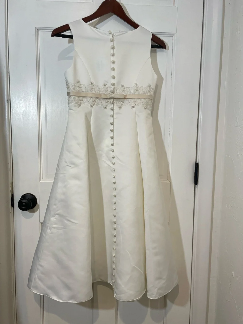 David’s Bridal Ivory Satin Flower Girl/Communion Dress Size 12 wedding - Picture 3 of 5